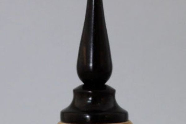 decorative-maple-hollow-form-with-blackwood-finial-urn-196774148-200254728-5FA1-6699-49B8-46A1B7E993FD.jpeg