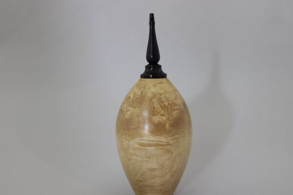 decorative-maple-hollow-form-with-blackwood-finial-urn-196774148-479C558EC-F043-B6A6-C78A-F7861C918809.jpeg