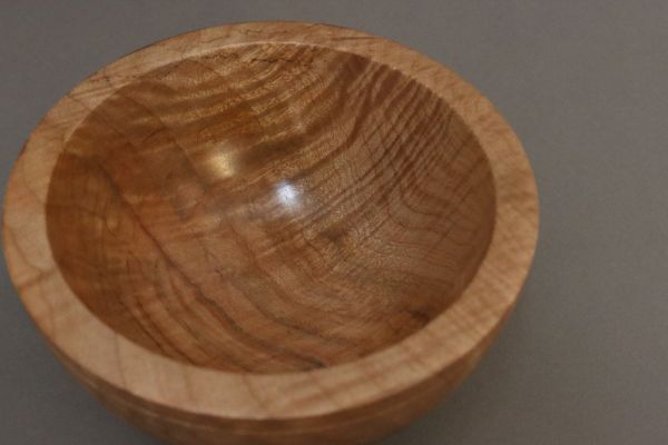 small-maple-burl-bowl-item-iv-76-461497716-4D4D9DB11-6BF9-8379-A6B8-7C6A96758454.jpeg